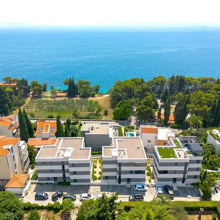 Stunning Kasuni In شقة *