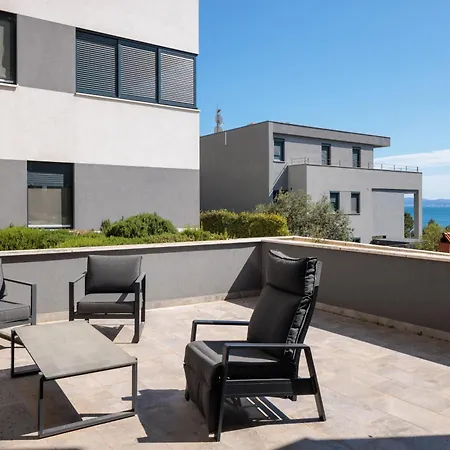 Stunning Kasuni In *