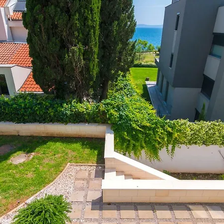 Stunning Kasuni In *