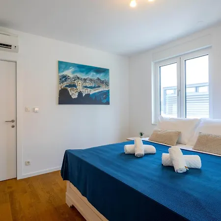 Stunning Kasuni In Apartman