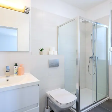 Apartman Stunning Kasuni In *