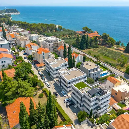 Stunning Kasuni In Split