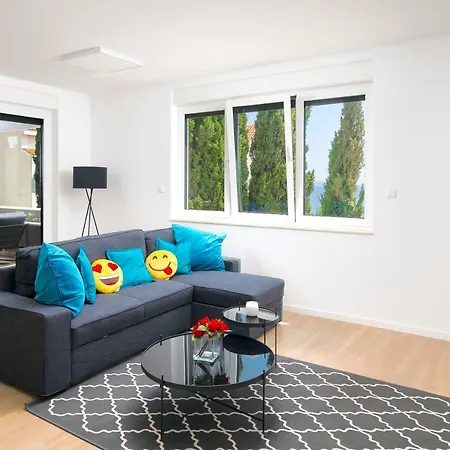 Apartman Stunning Kasuni In *