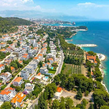 Apartment Stunning Kasuni In Split