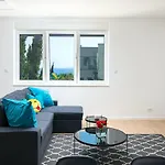 Stunning Kasuni In Apartmán Split